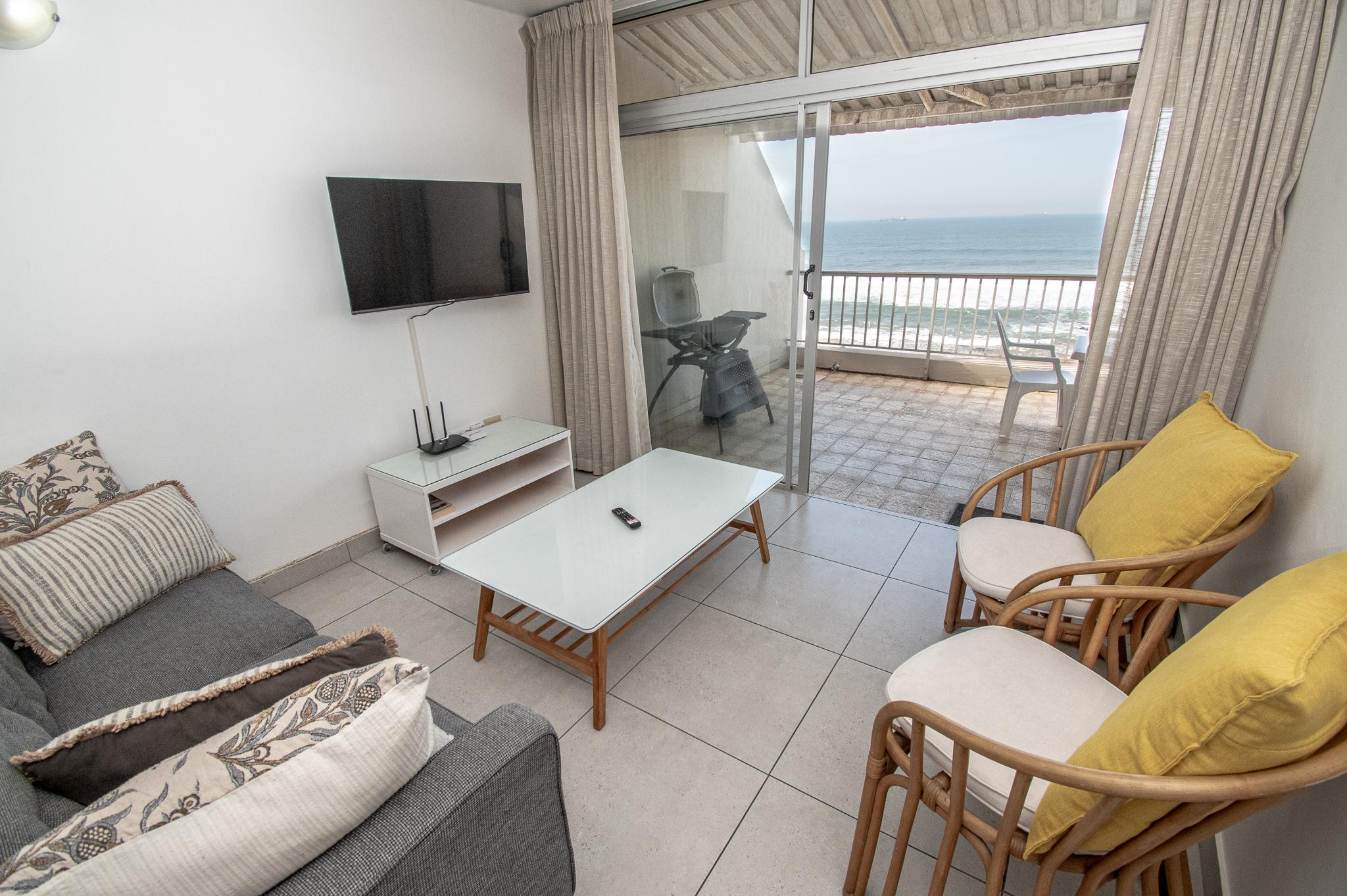 19 Bronze Bay - 2 Bed - photo 3