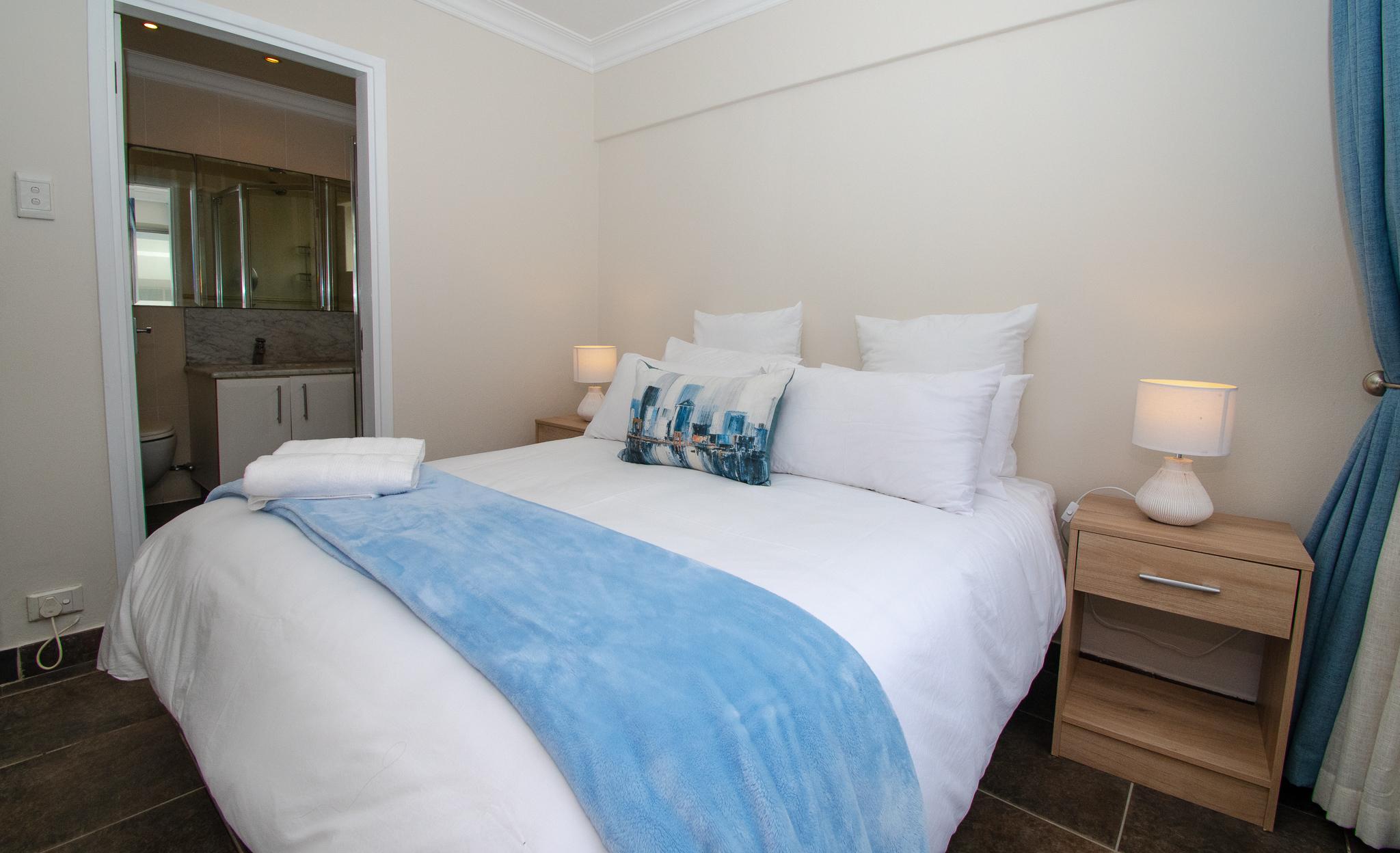 21 Bronze Bay - 1 Bed - photo 3