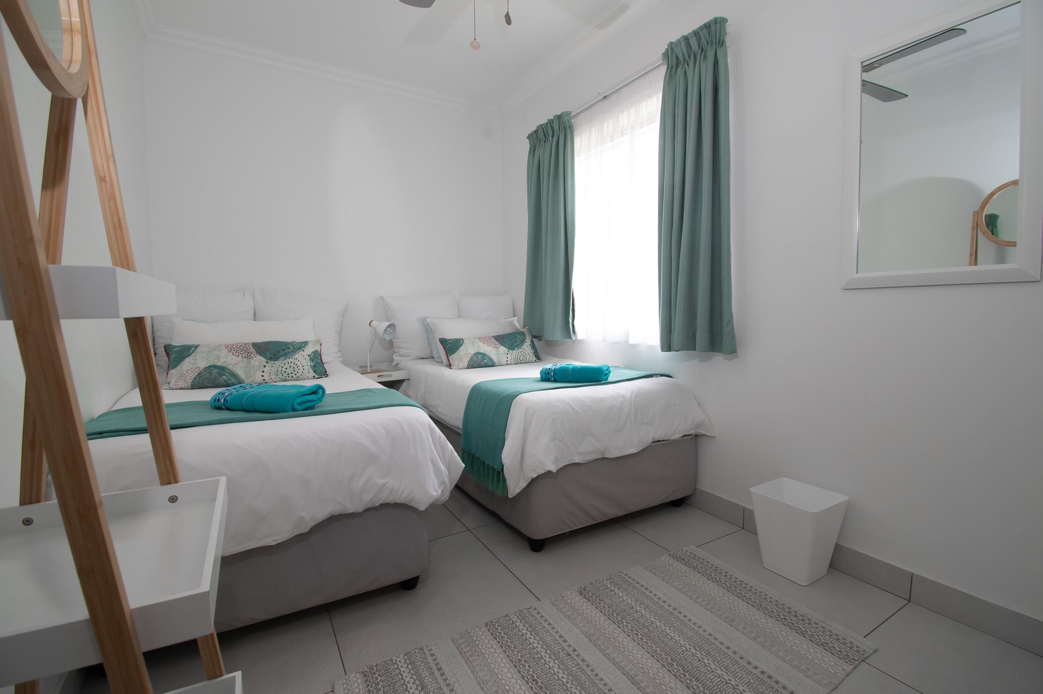 12 Bronze Bay - 2 Bed - photo 4