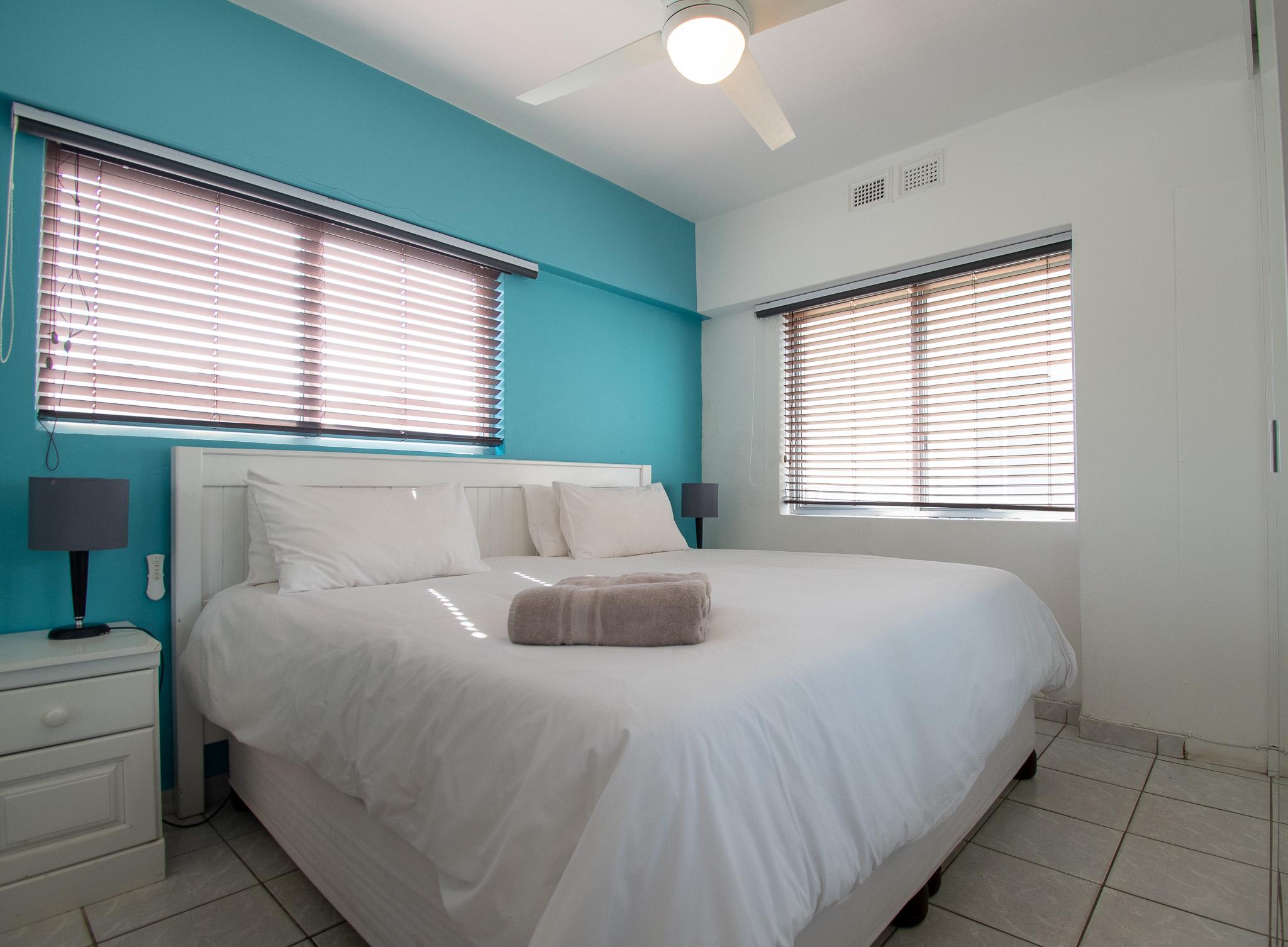 17 Bronze Bay - 2 Bed - photo 3