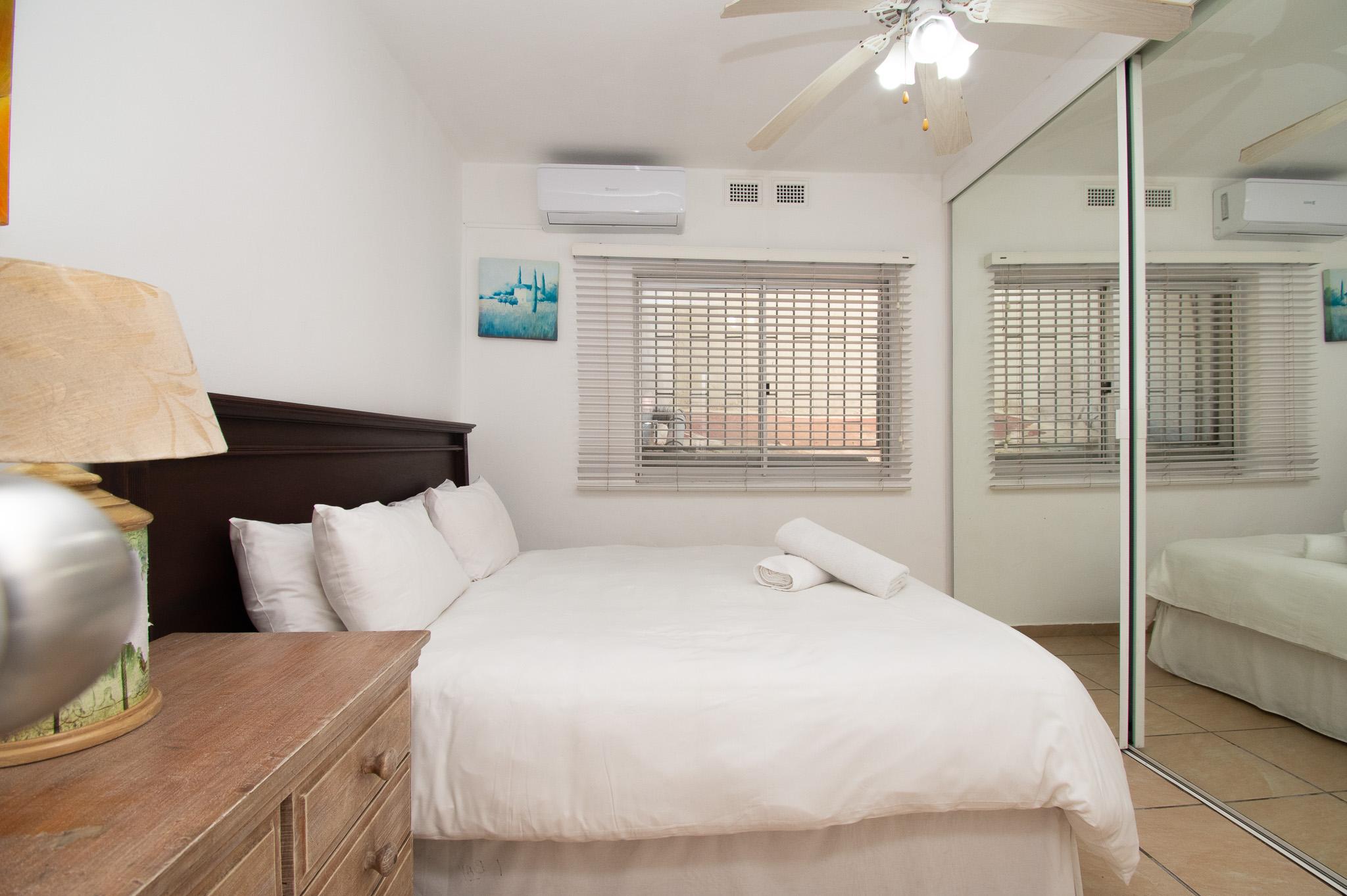 1 Bronze Bay - 2 Bed - photo 4