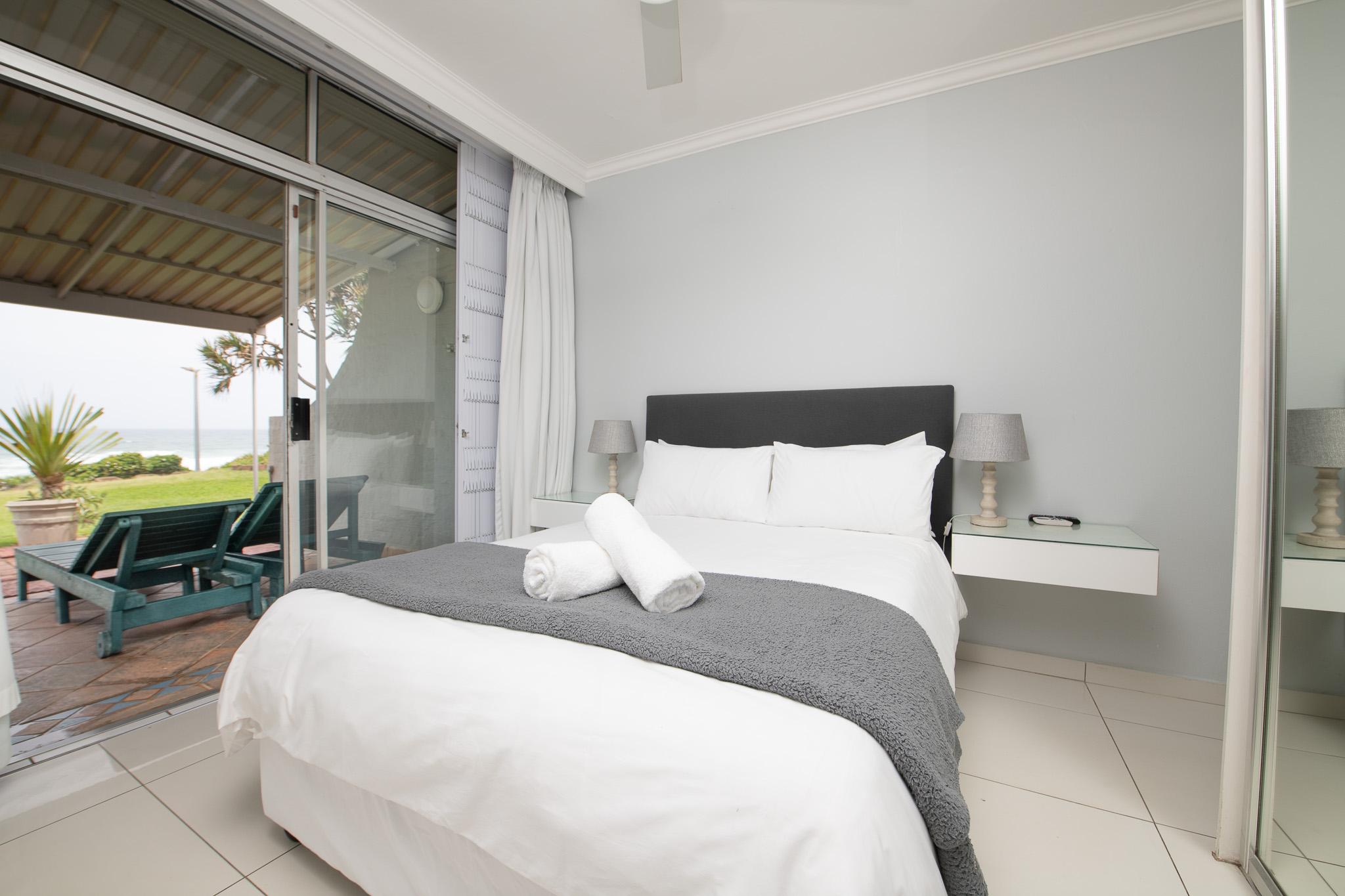 3 Bronze Bay - 2 Bed - photo 2