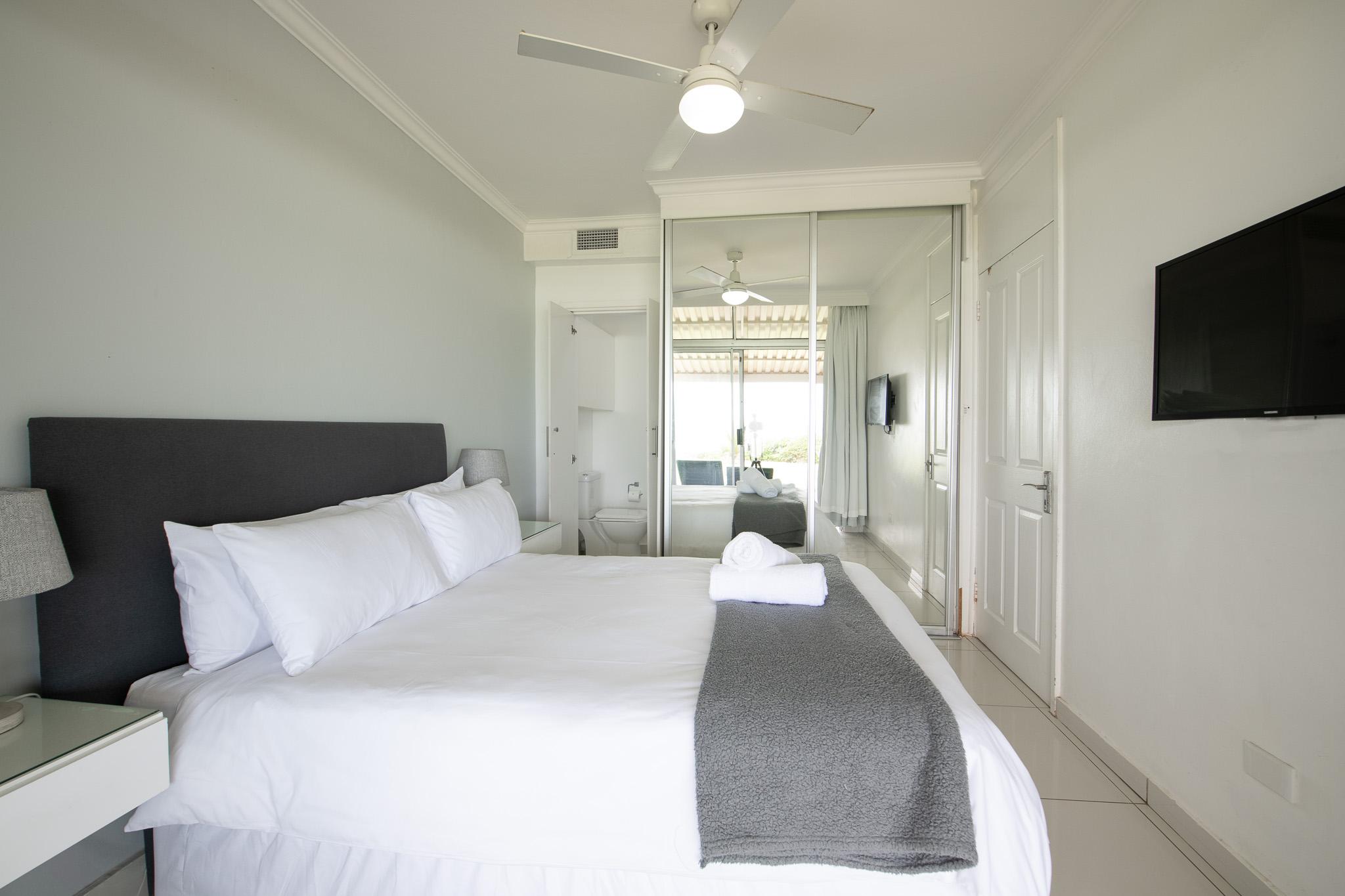 3 Bronze Bay - 2 Bed - photo 4