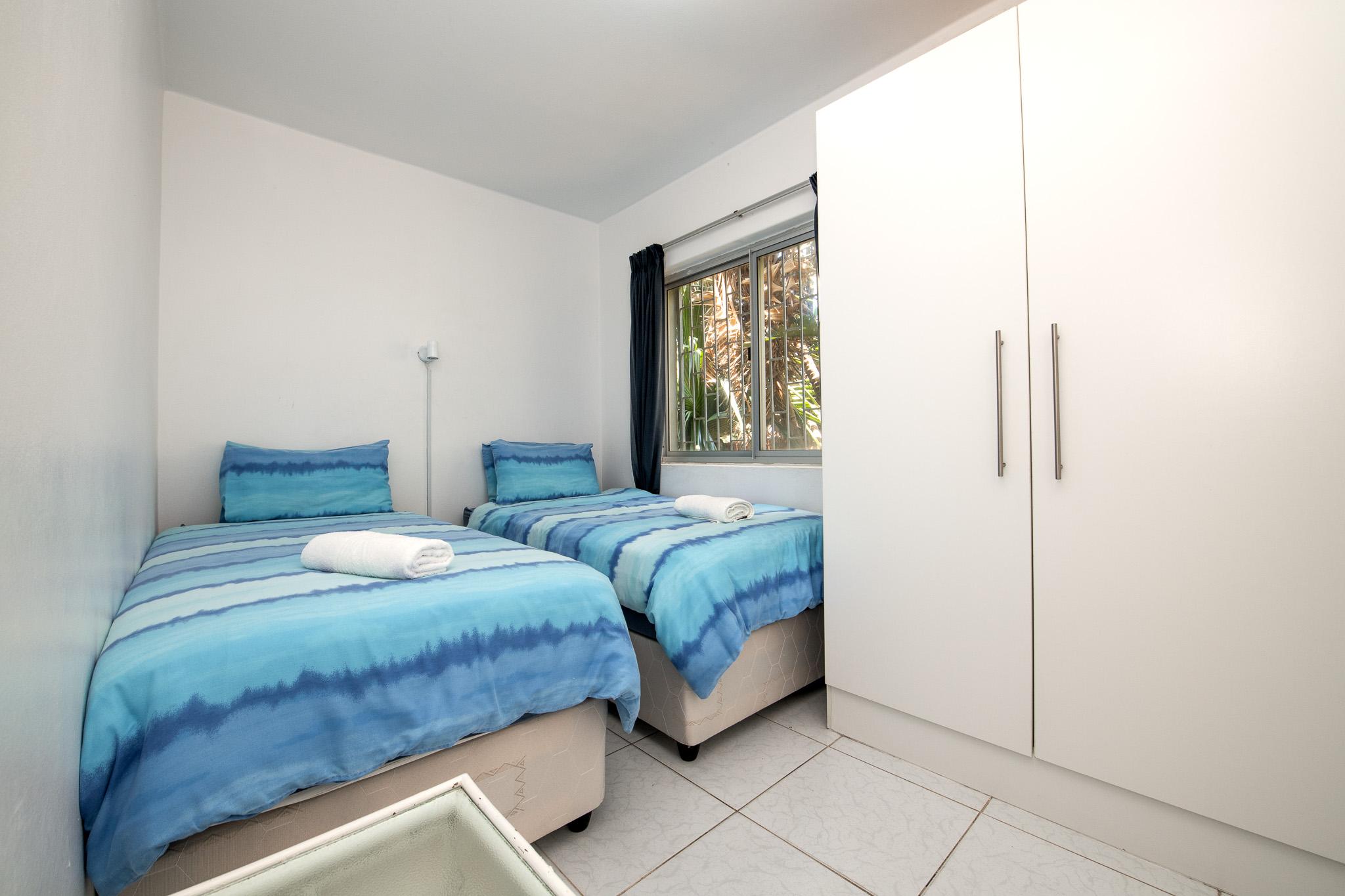 8 Bronze Bay - 2 Bed - photo 5