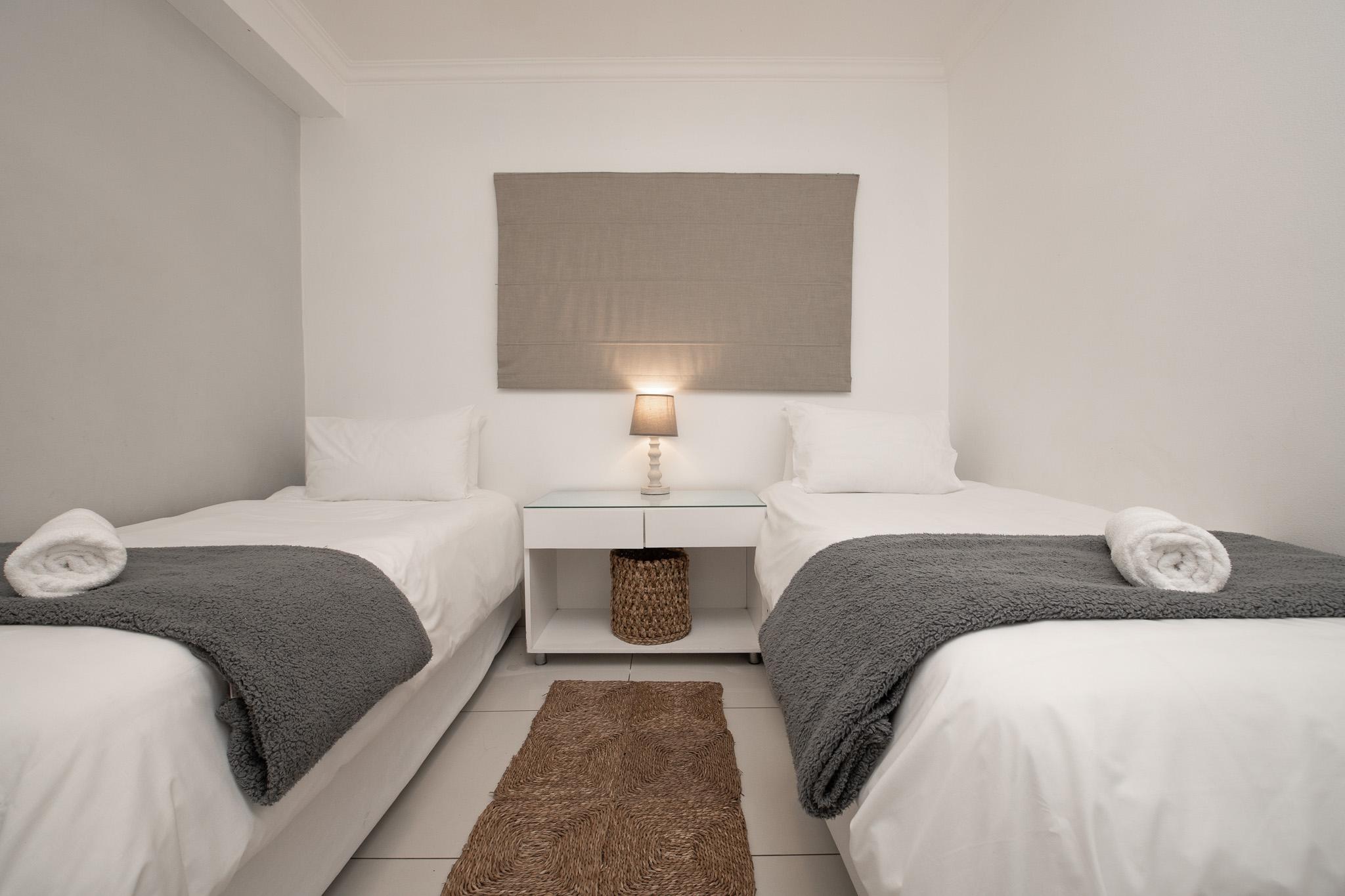 3 Bronze Bay - 2 Bed - photo 5
