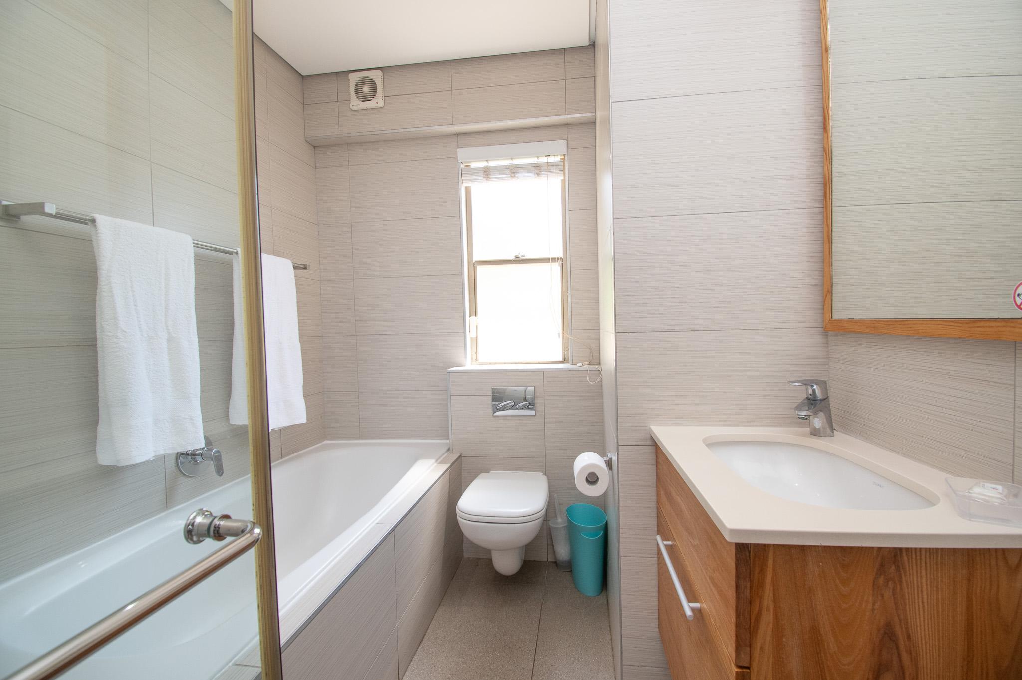 1 Bronze Beach - 2 Bed - photo 3