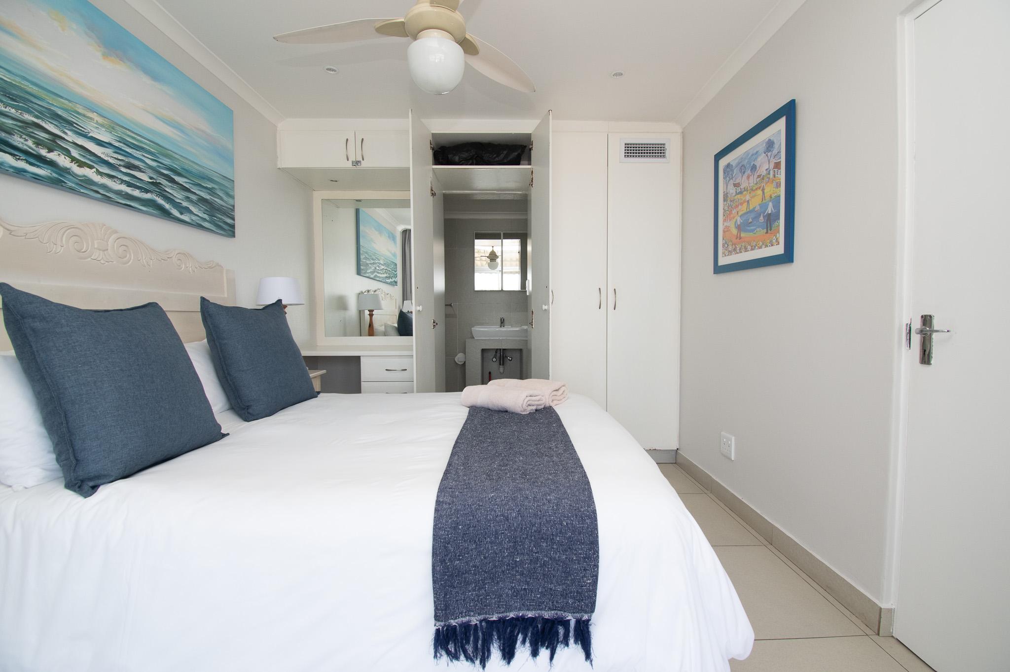 15 Bronze Bay - 2 Bed - photo 4