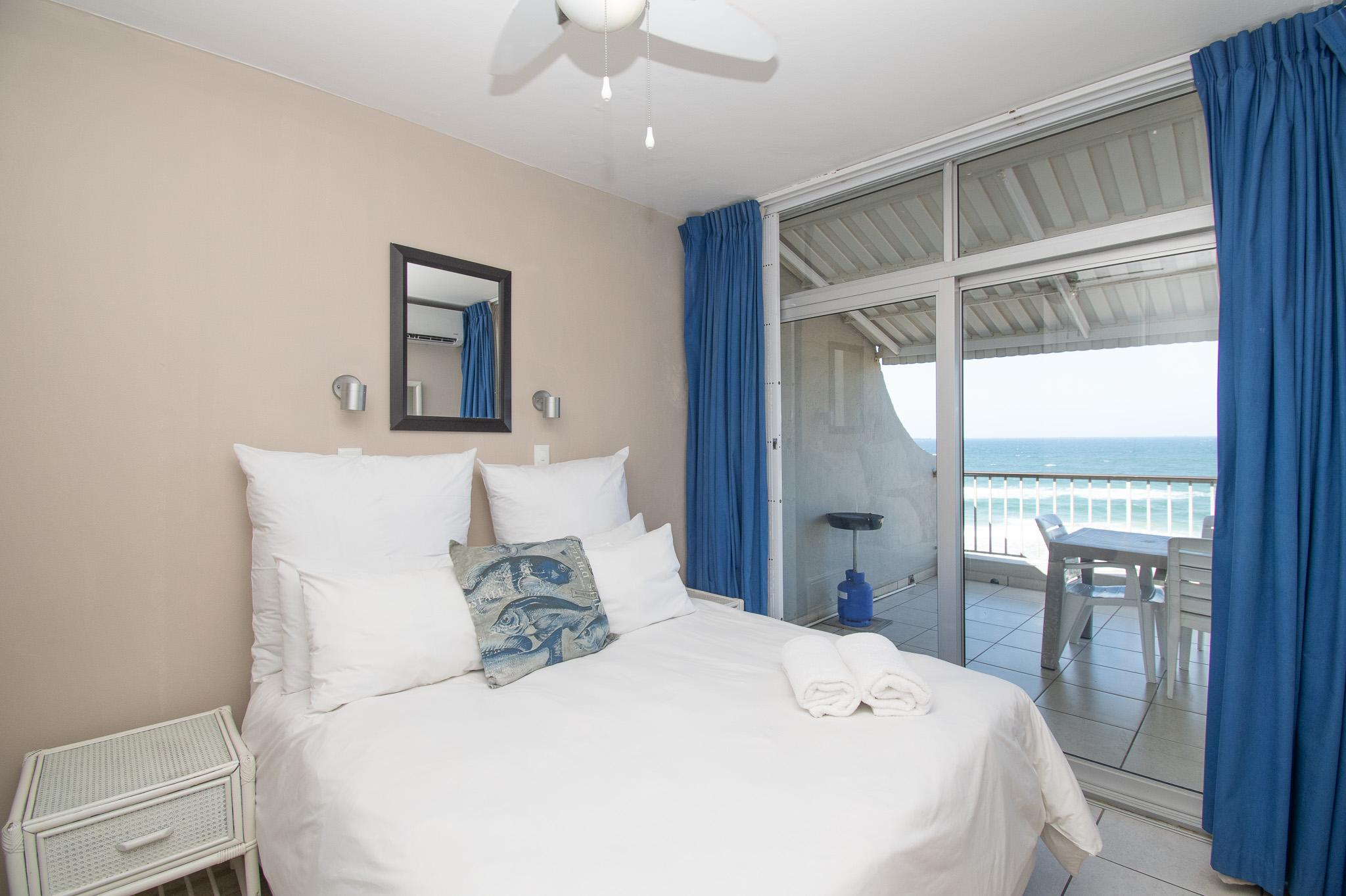 10 Bronze Bay - 2 Bed - photo 1