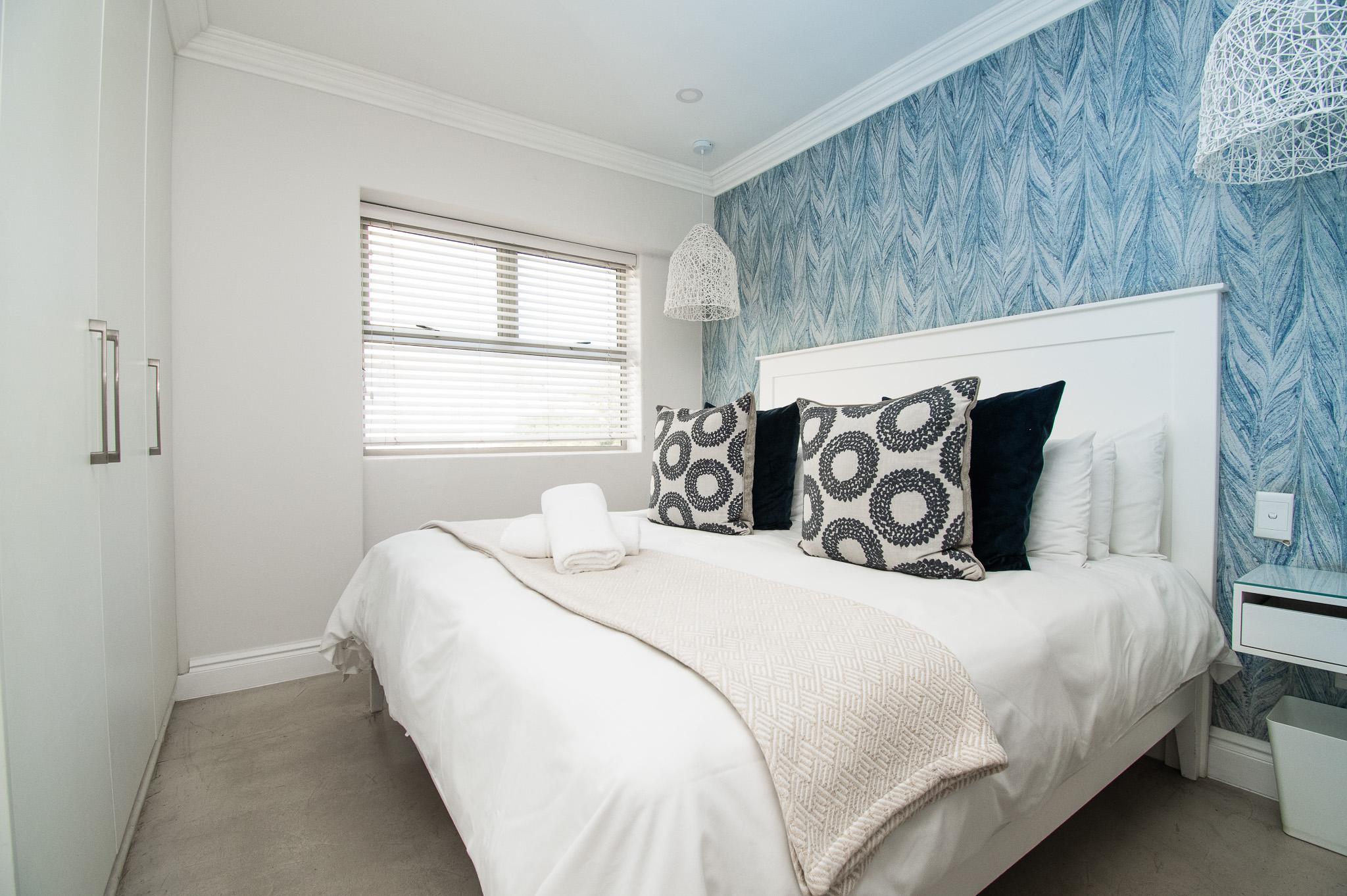 24 Bronze Bay - 1 Bed - photo 3