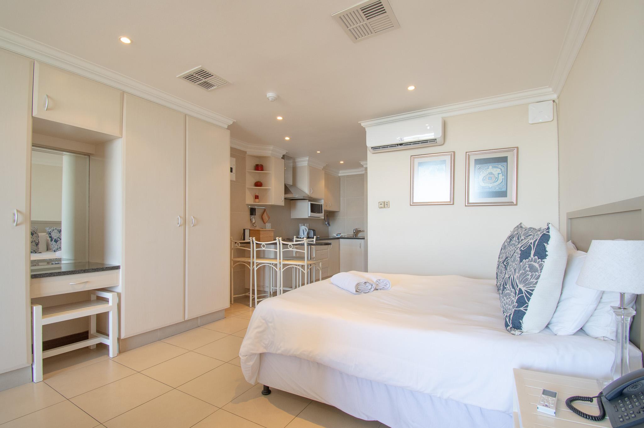 512 Breakers Resort - photo 2